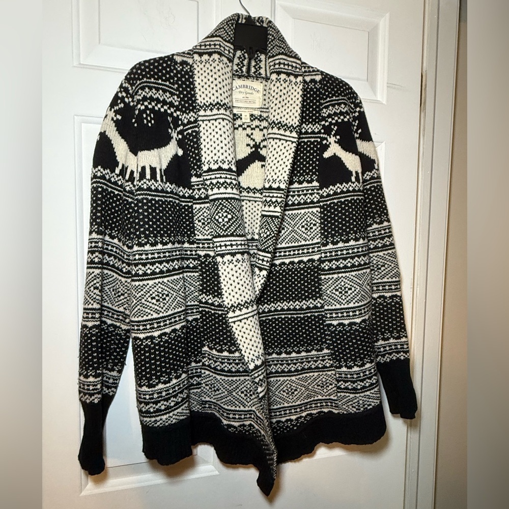 Cambridge Dry Goods Lambswool Reindeer Fair Isle Cardigan Black & Ivory Medium